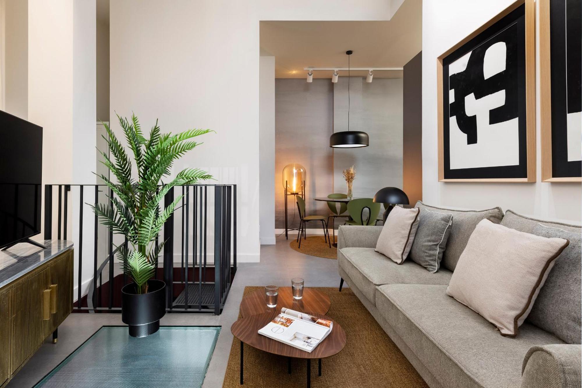 Monkeys Apartments Trastamara Billiard Room เซบีญา ภายนอก รูปภาพ